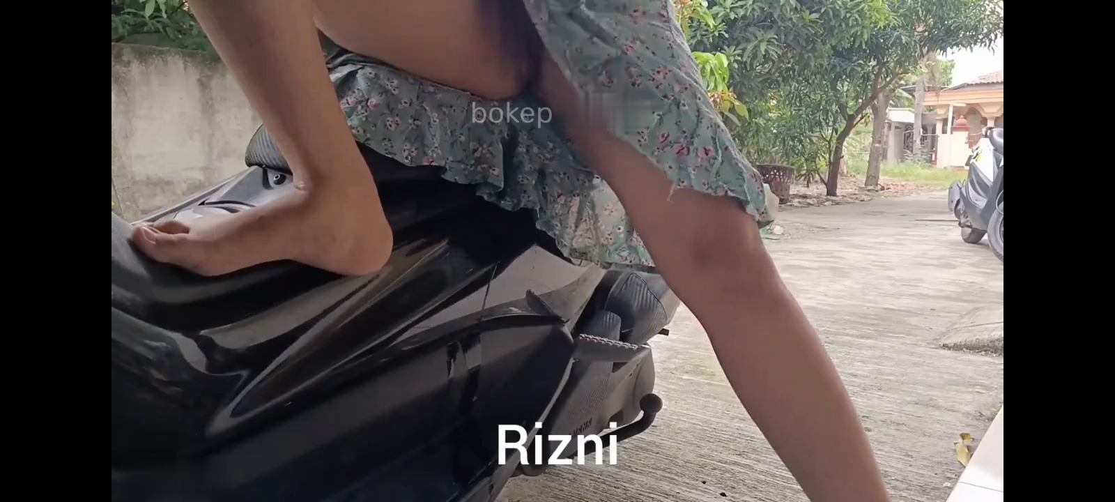 Colmek Diatas Motor Depan Kost Bokep ssnge