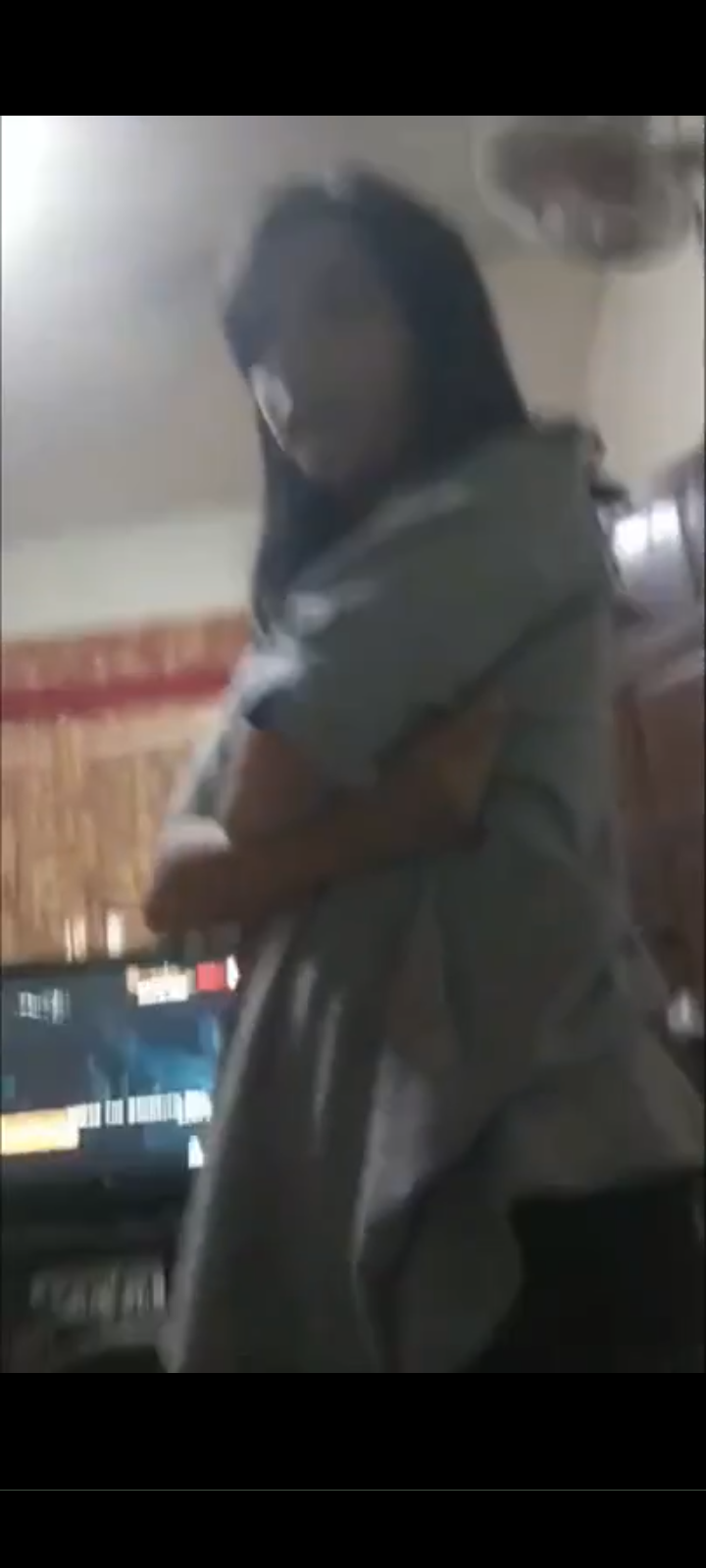 Adik Kakak Mesum Saat Rumah Sepi