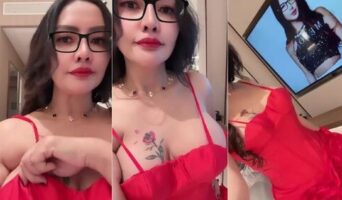 Tobrut Tante Baju Merah Memeknya Pasti Enak