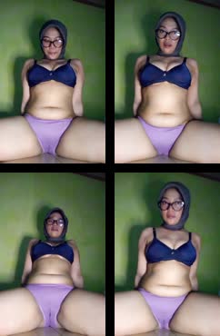 Ukhti Hijab Rare Main Air Ludah