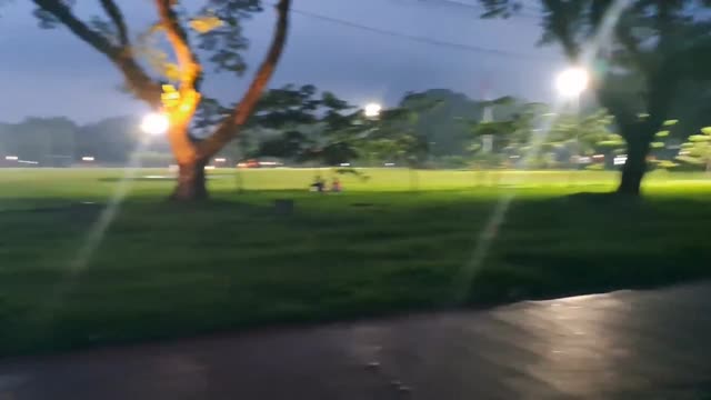 NGAJAK CEWE RANDOM DI TAMAN NGEWE ADA PERCAKAPANNYA GES – DoodStream